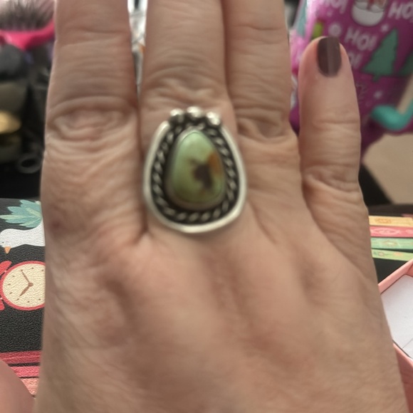 SOLD old pawn Sterling silver turquoise ring - Picture 3 of 3